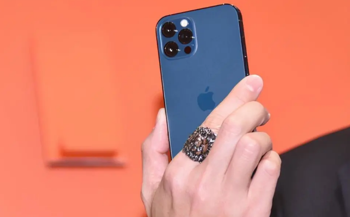 宁洱苹果手机维修分享iPhone12系列重启方法教程 
